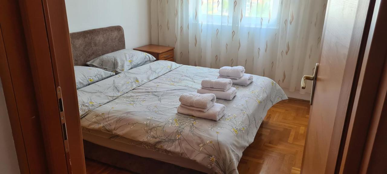 Apartman Velimir Stari Aerodrom Podgorica Exterior foto